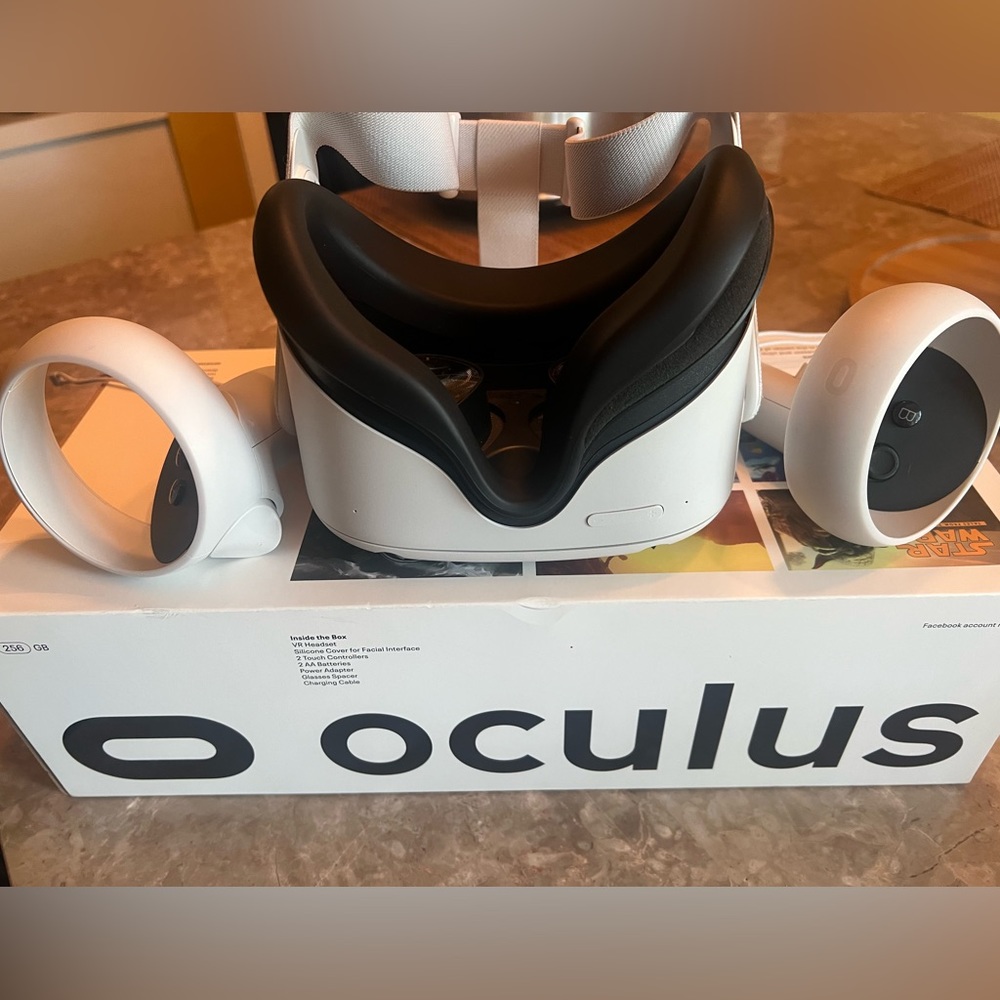 Oculus Quest 2  256GB Advanced- All in One Virtual Reality